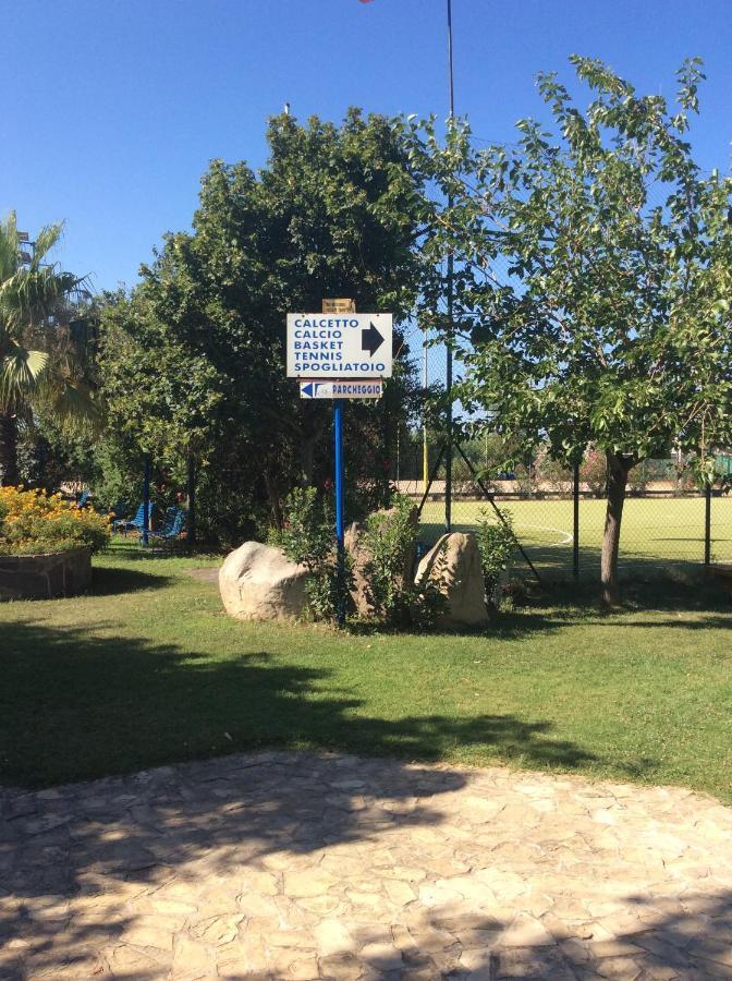 Marina Residence Capitana Buitenkant foto